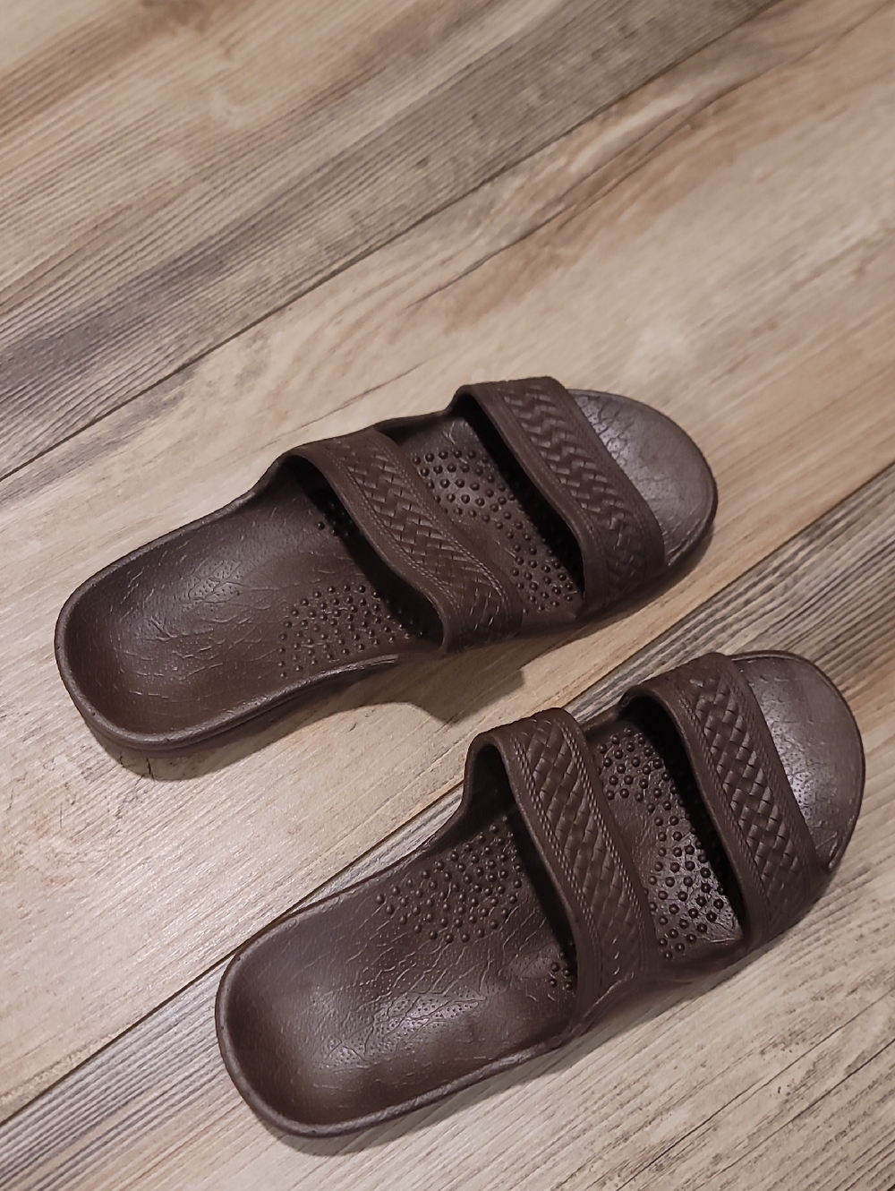Surfware Slides - Picture 2 of 3